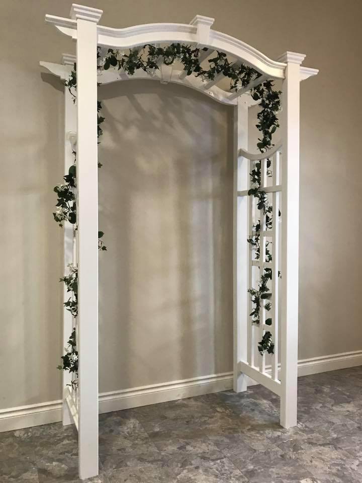 WHITE PVC WEDDING ARBOR